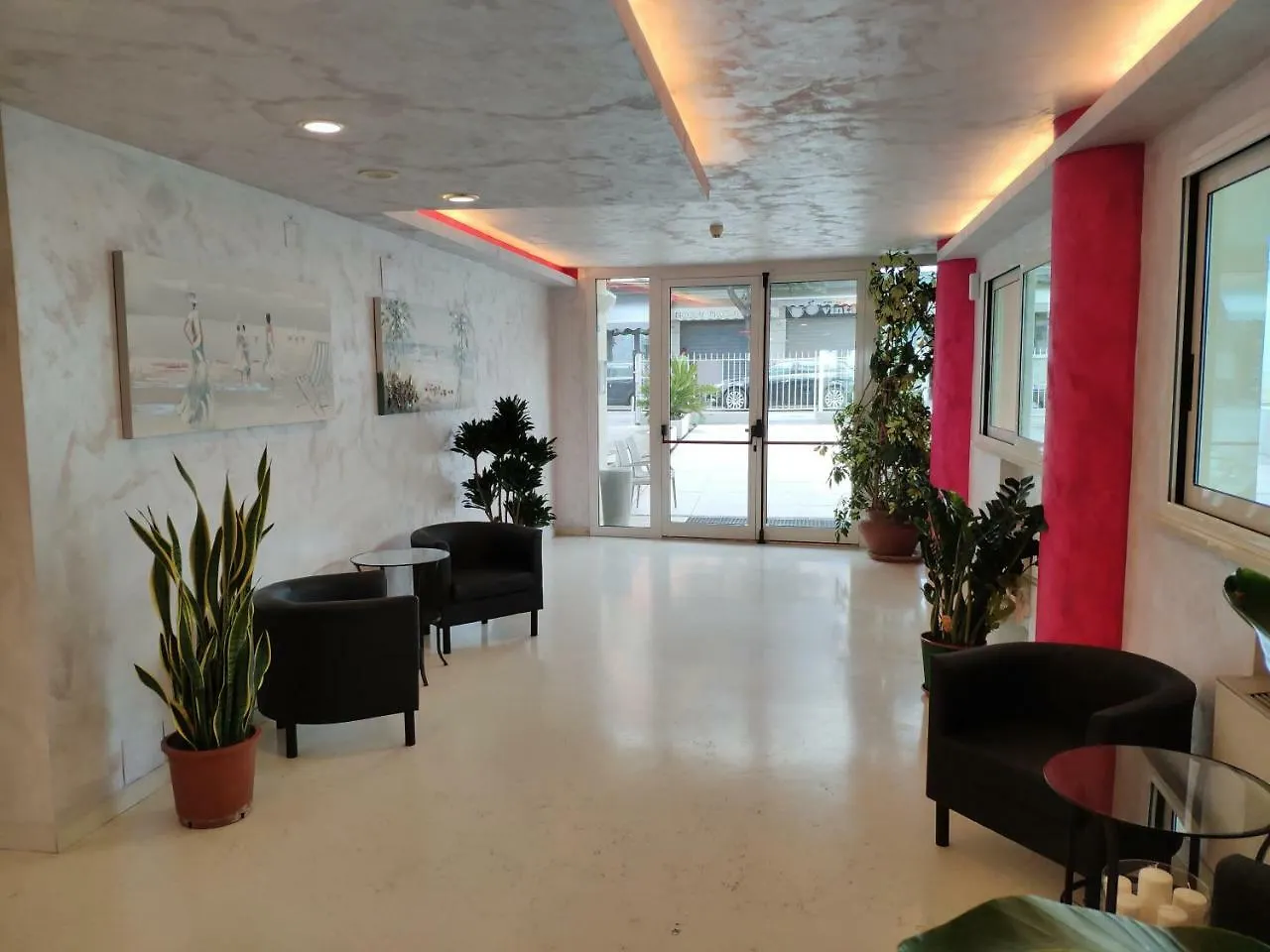 Hotel Caesar Rimini 3*,